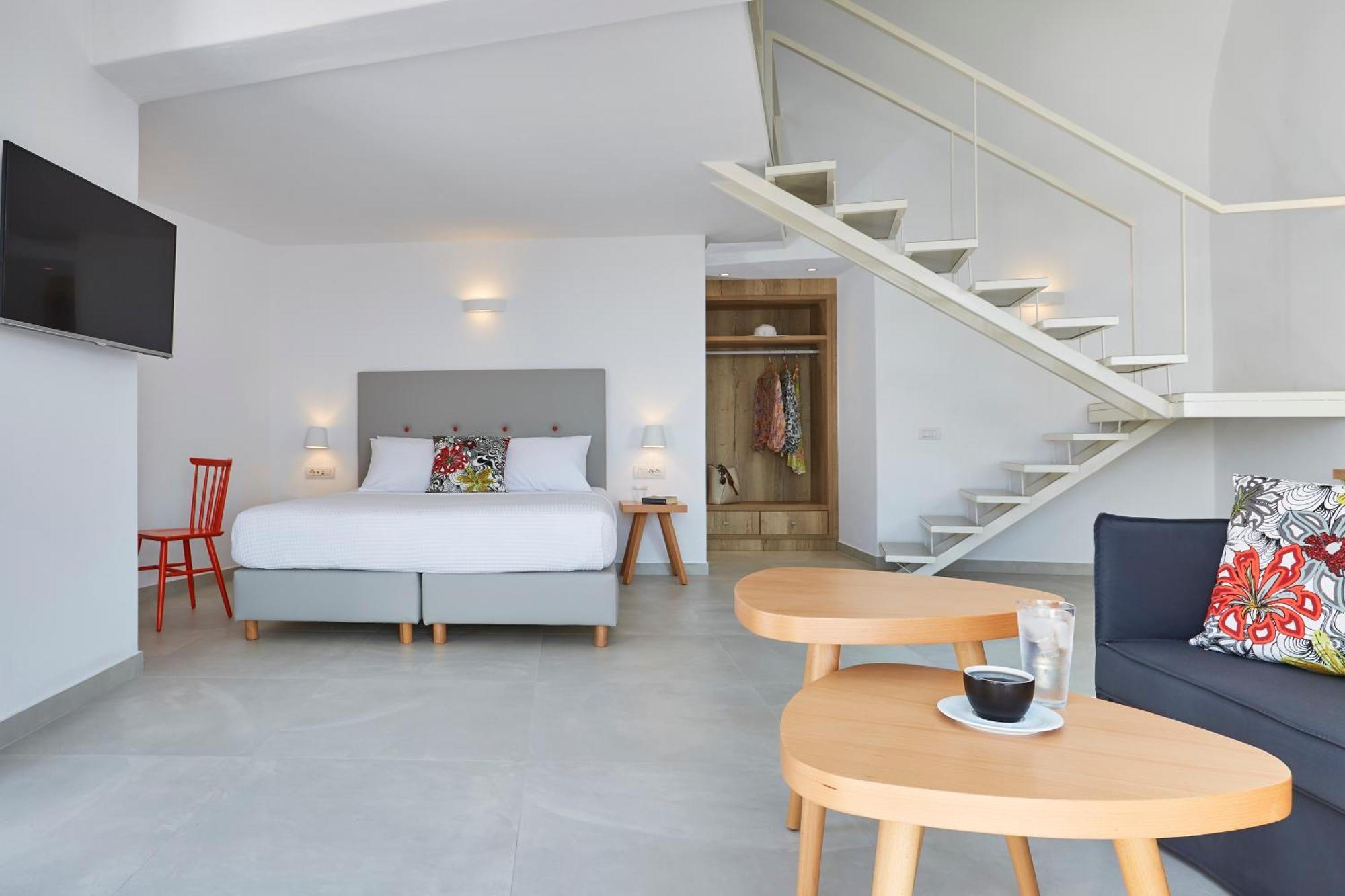 Aperanto Suites Oia Exterior foto